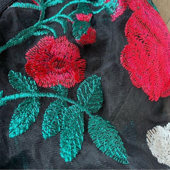 Absolutely Famous Embroidered Floral Puff Sleeve Women's Sweater (Size S) - Picture 6 of 11